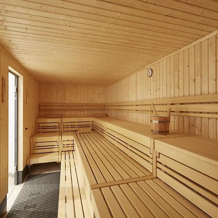 Reetland Am Meer - Premium Reetdachvilla Mit 3 Schlafzimmern, Sauna Und Kamin E05 Dranske Extérieur photo