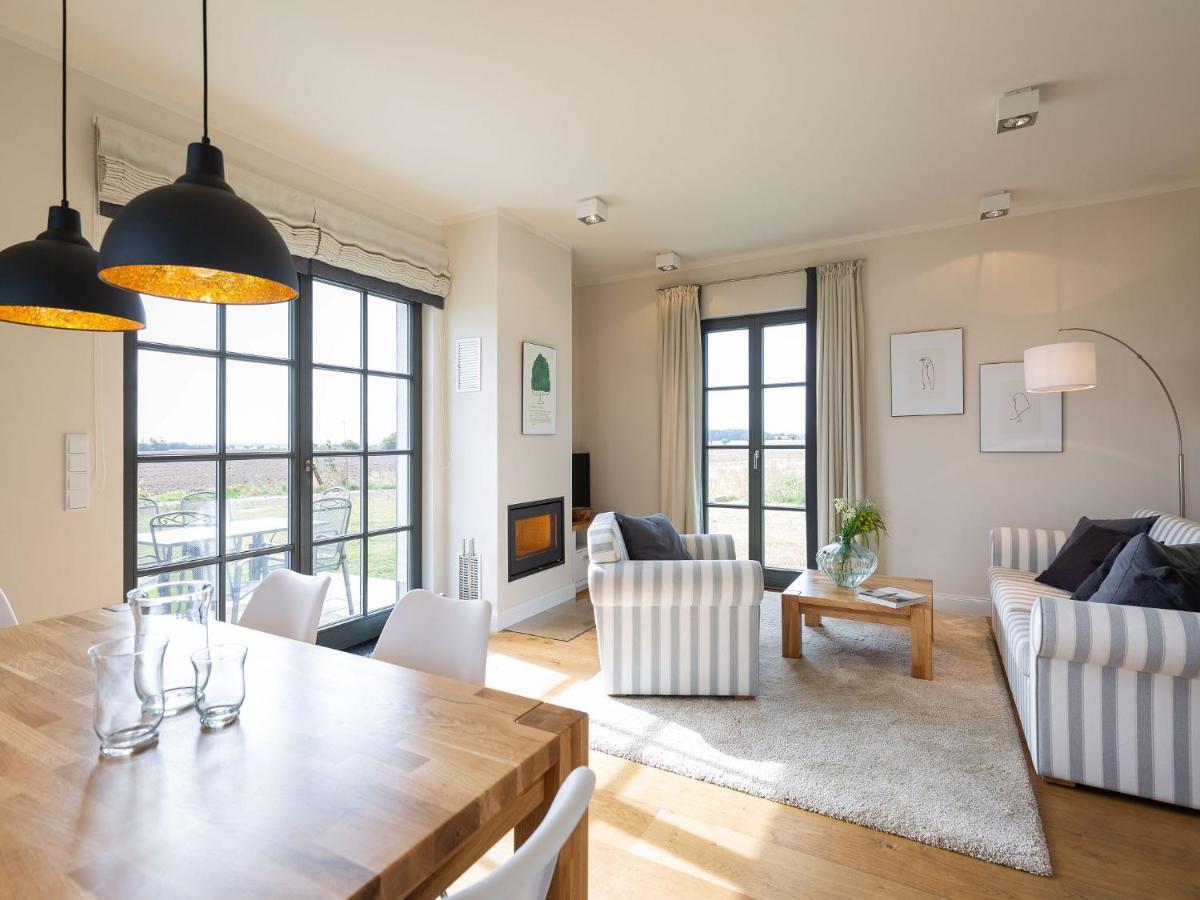 Reetland Am Meer - Premium Reetdachvilla Mit 3 Schlafzimmern, Sauna Und Kamin E05 Dranske Extérieur photo