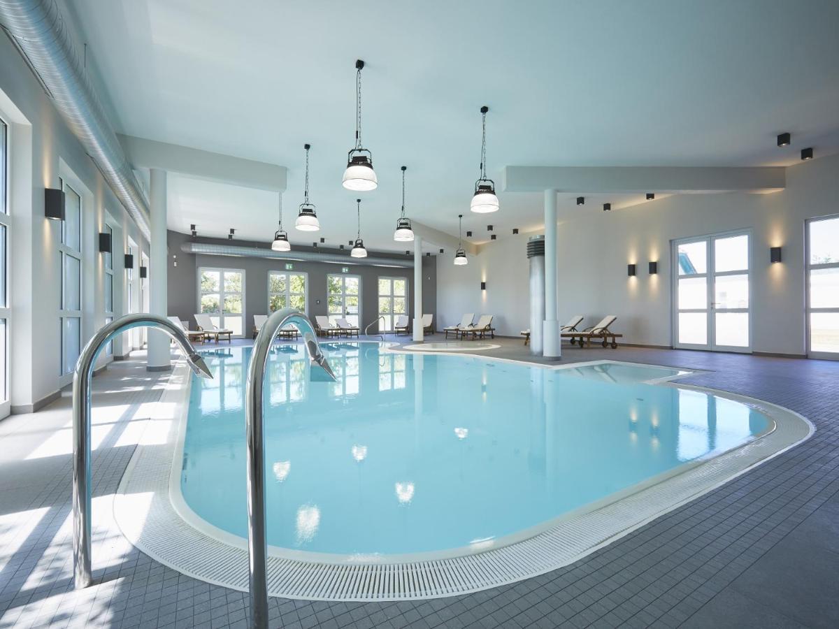 Reetland Am Meer - Premium Reetdachvilla Mit 3 Schlafzimmern, Sauna Und Kamin E05 Dranske Extérieur photo